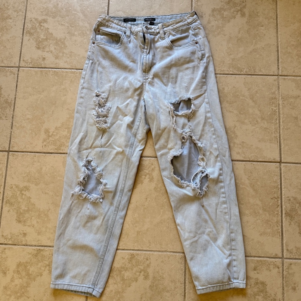 Mom Jeans.